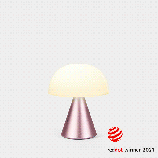 Mina M Lamp, Medium