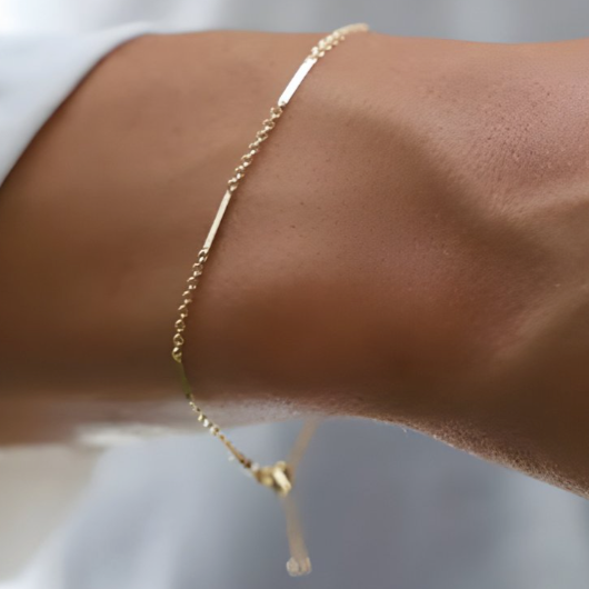 Delicate Gold Long Bar & Chain